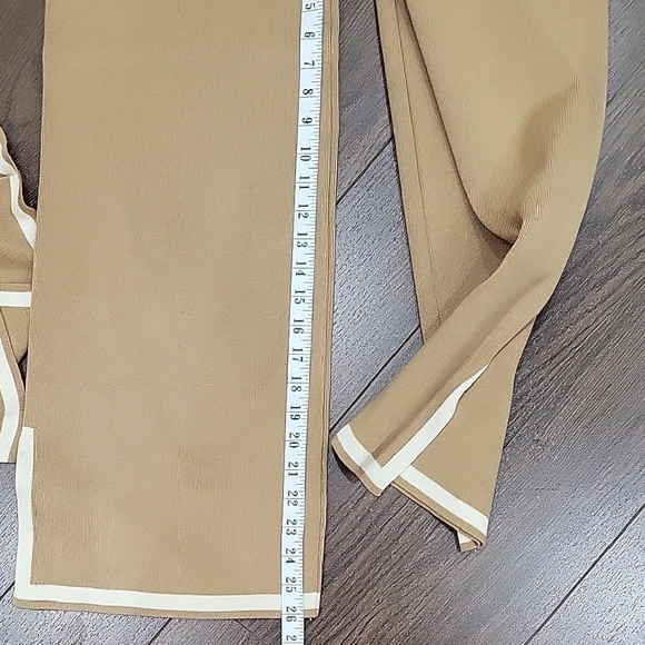 Lounge Set - Picture 10 of 11